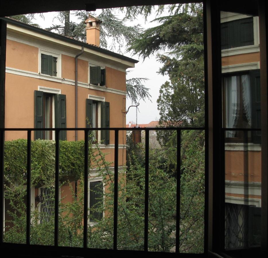 Corte Roveggia - Monolocale Picasso Verona Exterior photo